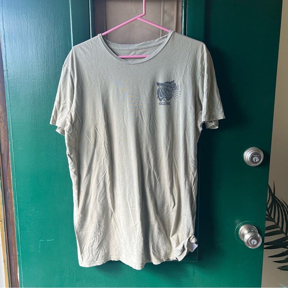 Globe Men's Sage Green Graphic Crew Tee with Small Chest Emblem size large